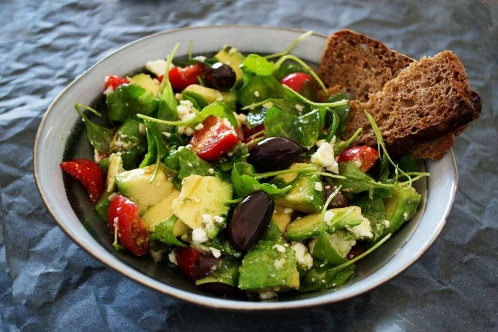 5 fat-reducing salad recipes help you open a healthy restaurant !