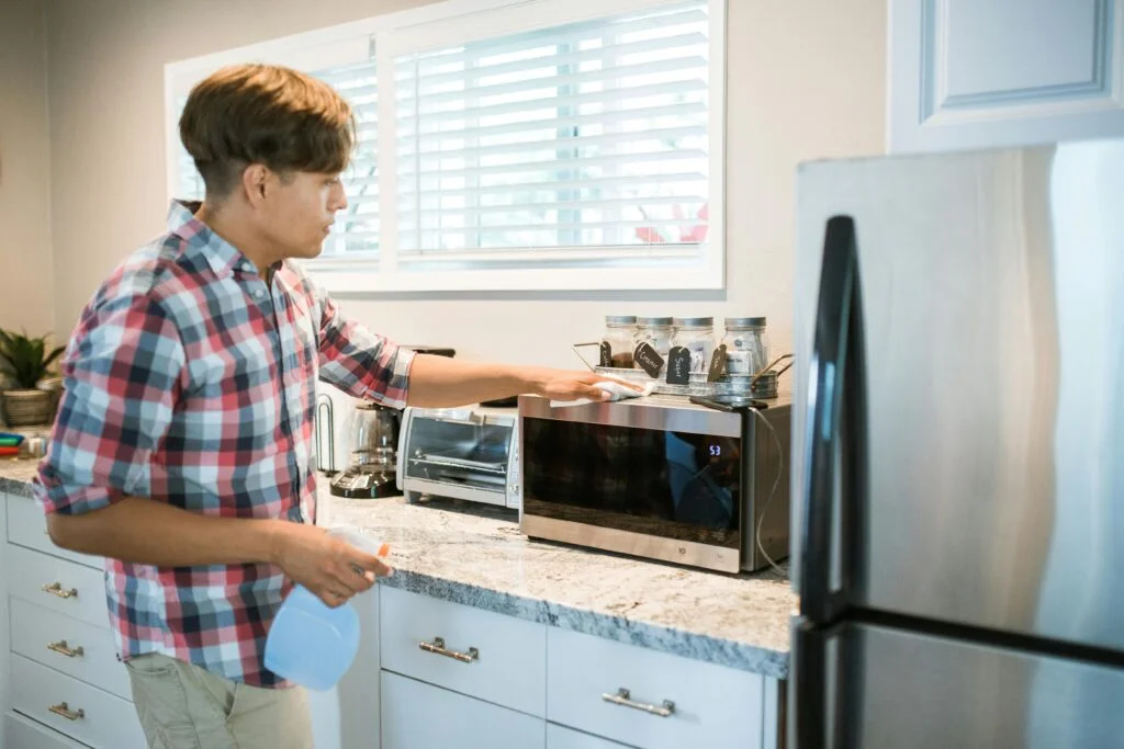 The dangers of microwave ovens are revealed. How to use them correctly?