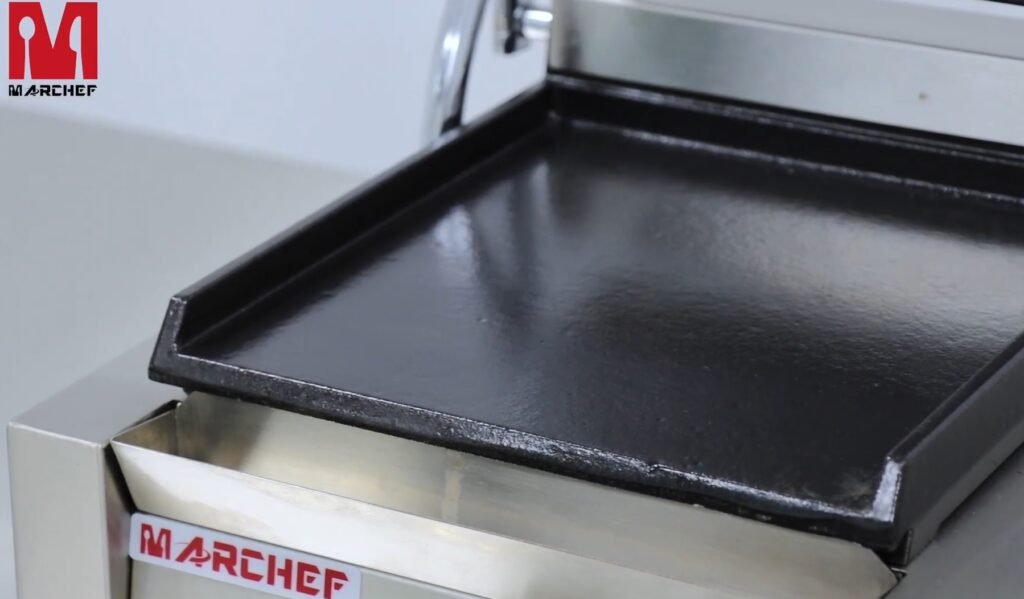 Smooth Top & Bottom Panini Grill PG 811B
